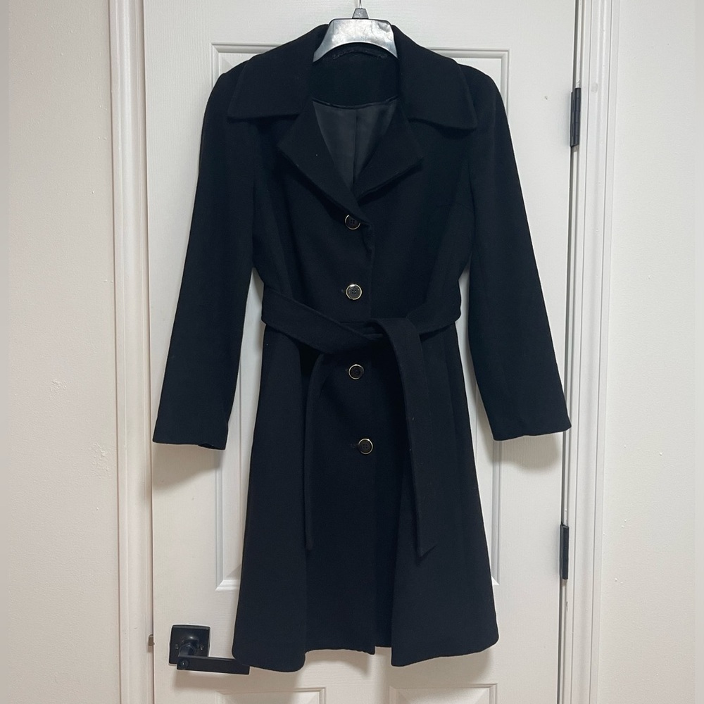 Women’s wool coat size 6